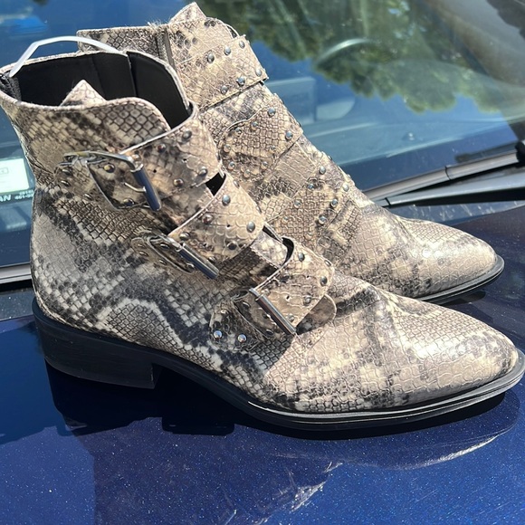 Harmon Triple Buckle Snakeskin Leather 